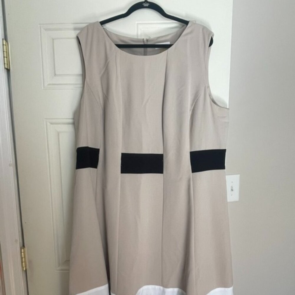 Calvin Klein Tan, Black, and White Dress 22W